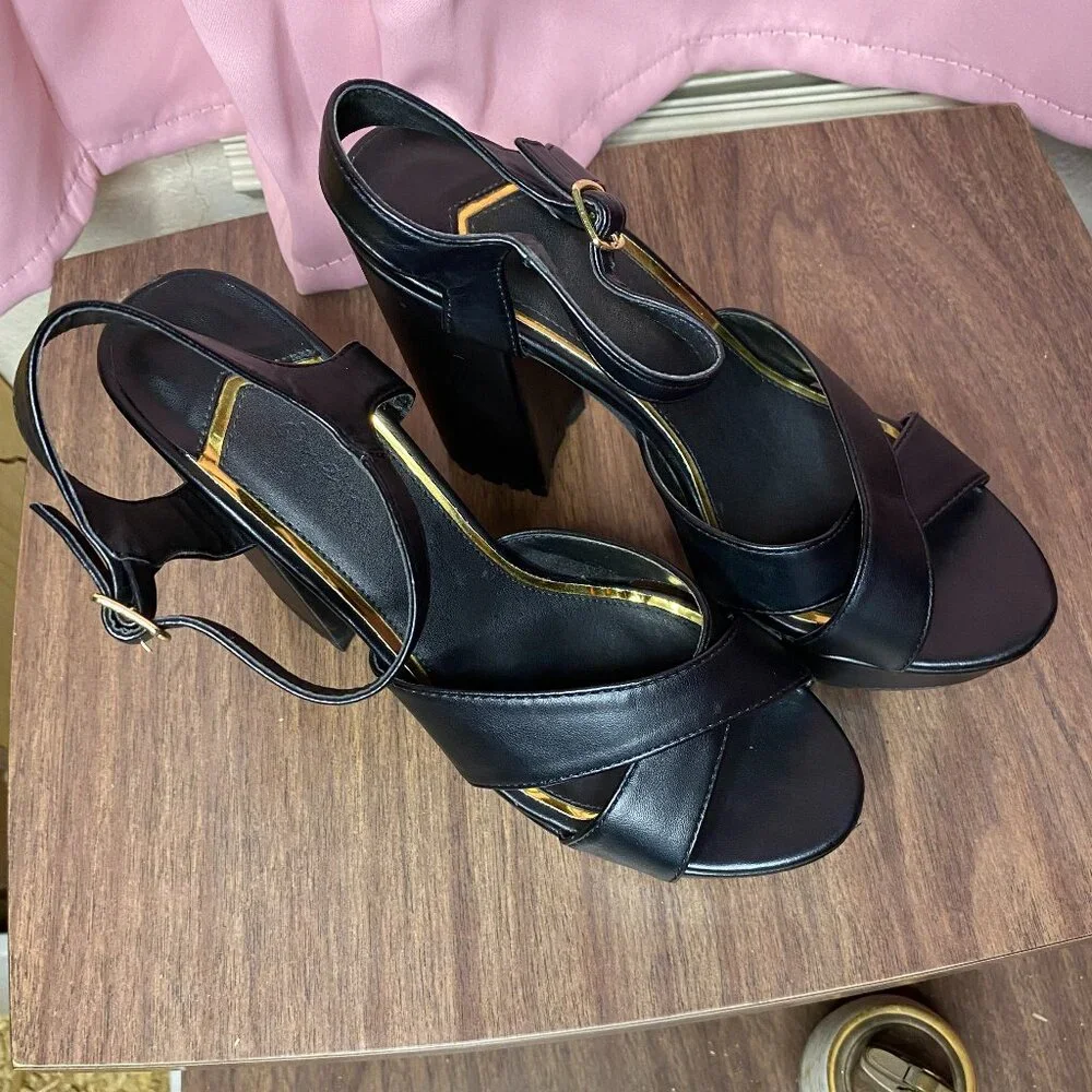 chunky goth heels - Picture 2 of 5